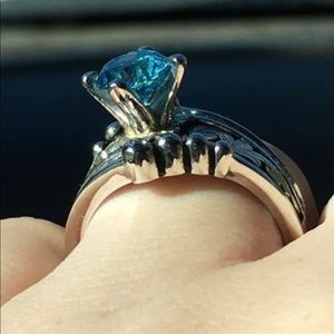 Benchmark Buckles Ring